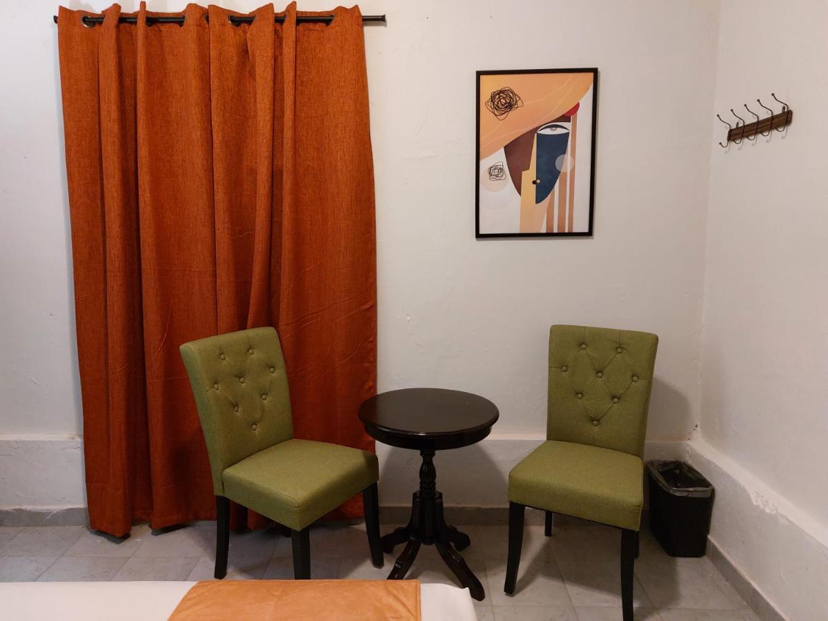 Hospedaje Los Lirios Chitré Buitenkant foto